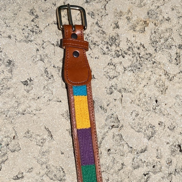 Woven southwestern style belt multi colored with gold tone buckle M to L - Picture 3 of 8